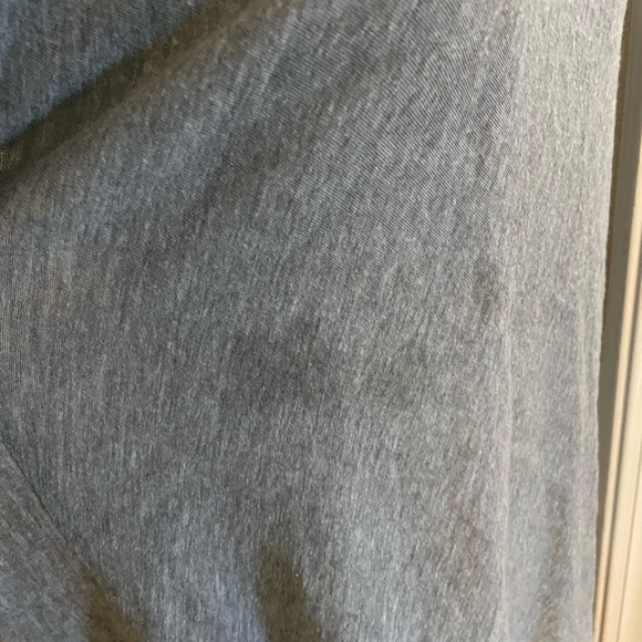 Very cool RVCA open back t-shirt - Picture 6 of 12